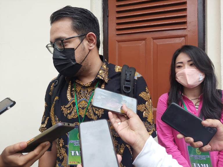 Bos Hotel Dafam Sakit Mendadak, Sidang Ditunda